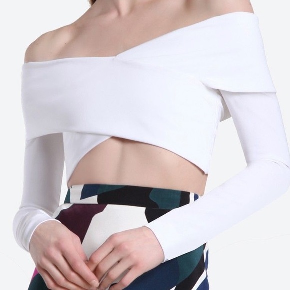 Long sleeve crop top! Never worn! - Picture 5 of 5